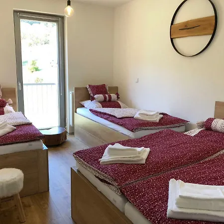 Apartment Jestrab C.15 *
