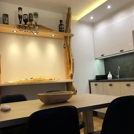 Jestřáb č.15